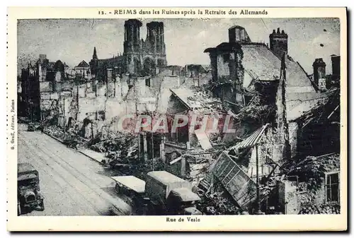 Cartes postales Reims La Cathedrale dans les ruines Rue De Vesle Militaria