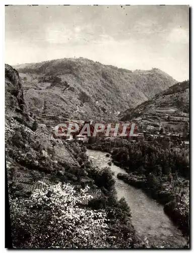 Cartes postales moderne Prades Peche Renommee Centre Touristique Et Reposant paysage sur l&#39Allier