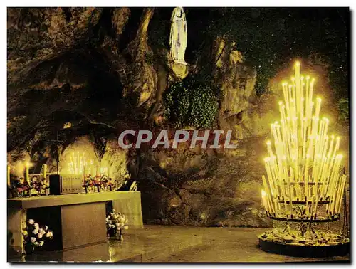 Cartes postales moderne Lourdes La Grotte Miraculeuse