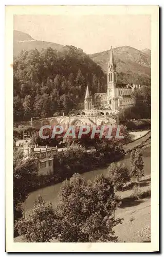 Cartes postales Lourdes La Basilique et le Gave