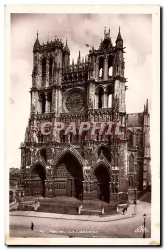 Cartes postales Amiens La Cathedrale