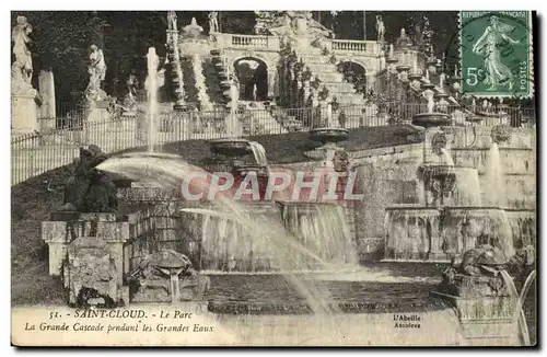 Cartes postales Saint Cloud Le Parc La grande cascade pendant les grandes eaux