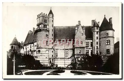 Ansichtskarte AK Bourges Palais Jacques Vue Prise de la Place Berry