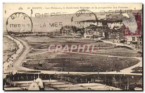 Cartes postales Dieppe Les Pelouses le Boulevard Maritime et la Perspective des falaises Tennis