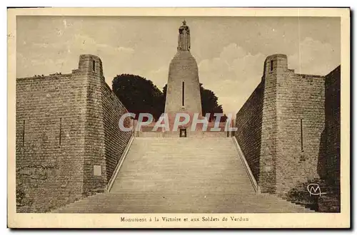 Ansichtskarte AK Verdun Monument a la victoire et aux soldats Militaria