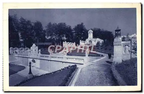 Cartes postales La Basilique De Lisieux Le chemin de croix exterieur Vue generale