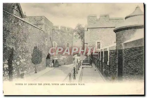 Ansichtskarte AK Tower of London The jewel tower and Raleigh&#39s walk