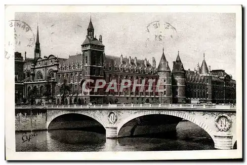 Moderne Karte Paris En Visitant La Conciergerie