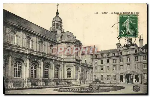 Cartes postales Caen La Cour de L'Hotel de Ville