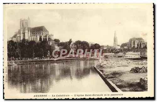 Ansichtskarte AK Auxerre La Cathedrale L&#39Eglise Saint Germain Et La Passerelle