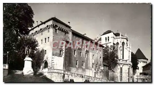 Cartes postales moderne Les Merveilles Des Alpes Chambery Le Chateau Des De Savoie Facade Est