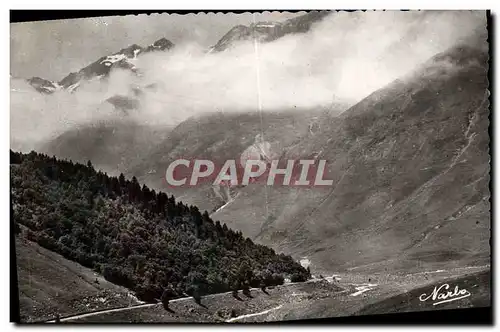 Cartes postales moderne Les Pyrenees Le Tourmalet Descente vers Barrege