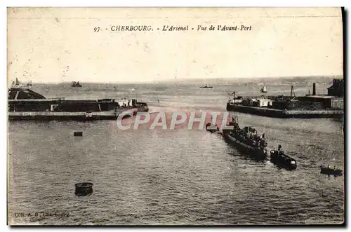 Cartes postales Cherbourg L'Arsenal Vue De L'Avant Port Bateaux