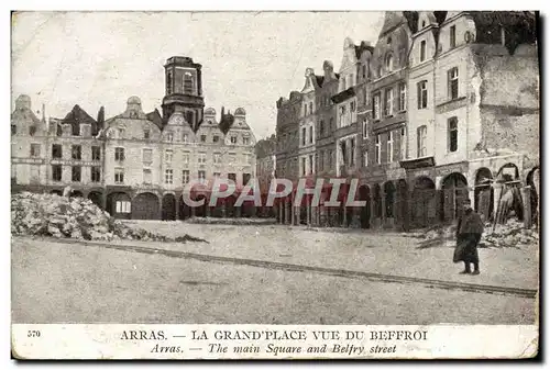 Ansichtskarte AK Arras La Grande Place Vue Du Beffroi Militaria