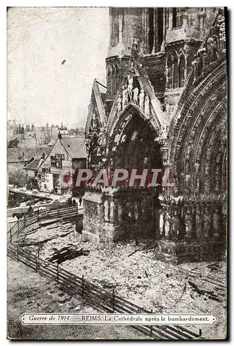 Cartes postales Reims La cathedrale apres le bombardement Militaria