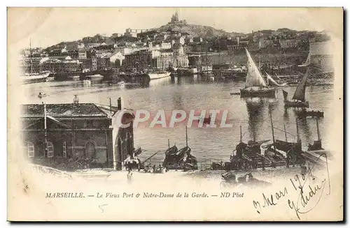 Cartes postales Marseille Le Vieux Port et Notre Dame de la Garde Bateaux