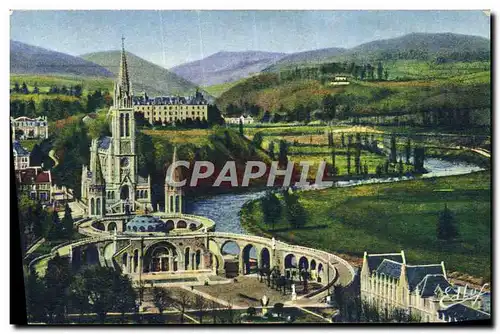 Cartes postales Lourdes La Basilique Vue Du Chateau Fort