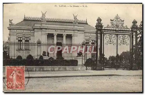 Cartes postales Laval Le Musee