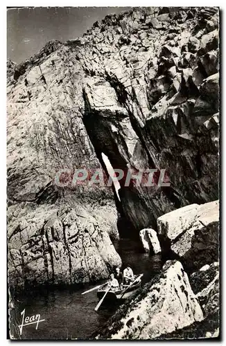 Cartes postales moderne La Pointe Du Raz Un Des Tunnels Passant Sous La Pointe Du Raz Namme Tunnel Des Cormorans