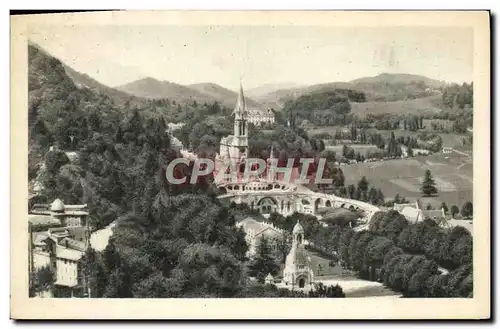 Cartes postales Lourdes La Basilique Vue Du Chateau Fort