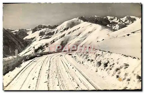 Cartes postales moderne Environs De Bagneres De Luchon Station Des Agudes La route des neiges