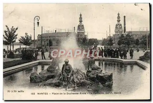 Cartes postales Nantes Place de la Duchesse Anne La fontaine par F David Paille d&#39Or