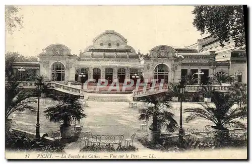 Cartes postales Vichy La Facade du Casino Vue Sur le Parc