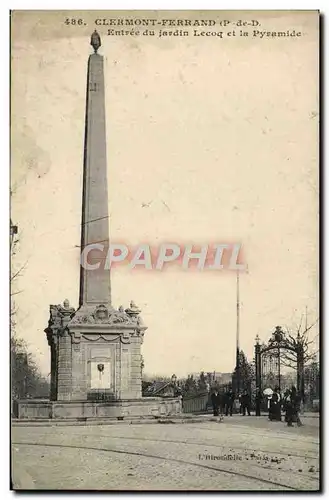 Cartes postales Clermont Ferrand Entree du Jardin Lecoq et la Pyramide