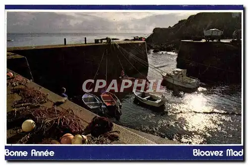 Cartes postales moderne Bonne Annee Bloavez Mad Bateaux