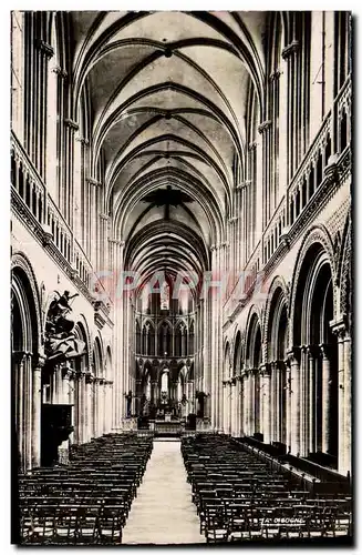 Cartes postales moderne Bayeux Interieur De La Cathedrale
