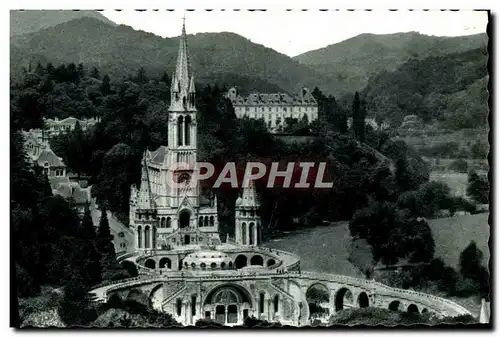 Cartes postales moderne Lourdes La Basilique Vue Du Chateau Fort