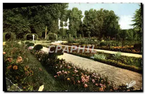 Cartes postales moderne Bourges Le Jardin des Pres Ficaux La roseraie et le Dieu Pan