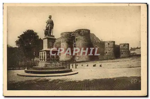 Cartes postales Angers Le Chateau et Statue du Roi Rene