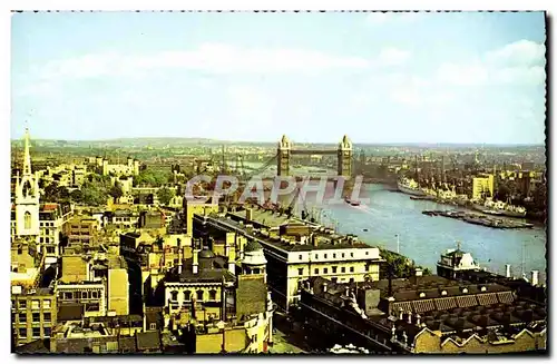 Cartes postales moderne The Pool of London Tower and Bridge