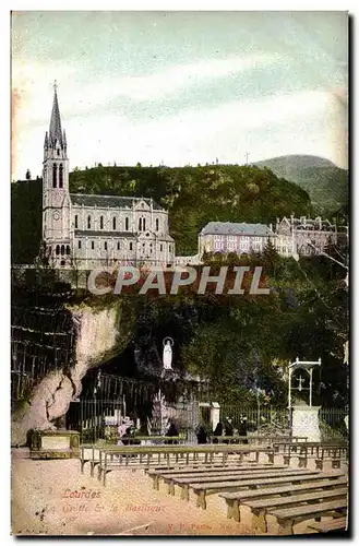 Cartes postales Lourdes La Grotte et la basilique