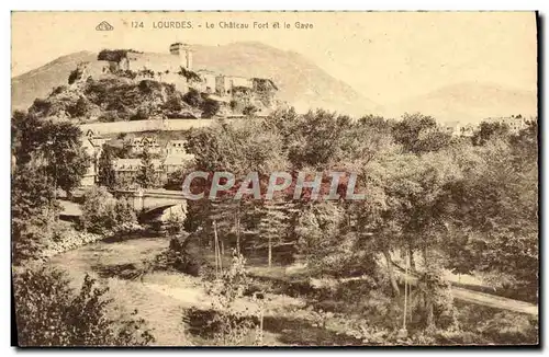 Cartes postales Lourdes Le Chateau Fort et le Gave