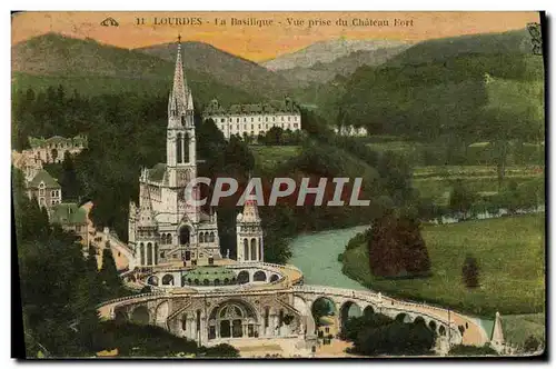 Cartes postales Lourdes La Basilique Vue Prise du Chateau Fort