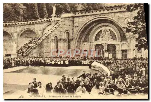 Cartes postales Lourdes Benediction Devant le Rosaire