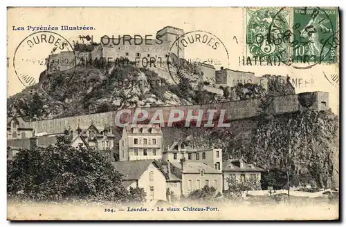 Ansichtskarte AK Lourdes Le Vieux Chateau Fort