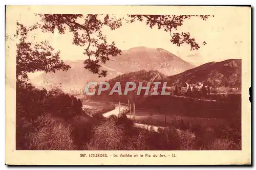 Cartes postales Lourdes La Vallee Et La Pic Du Jer