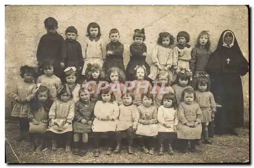 CARTE PHOTO Enfants Ecole religieuse Folklore