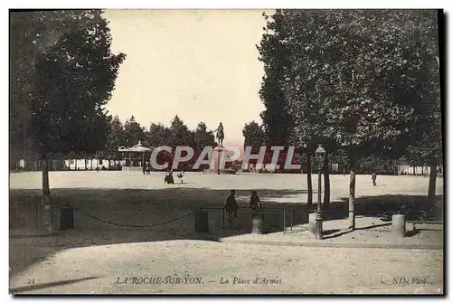 Ansichtskarte AK La Roche Sur Yon La Place D&#39Armes Napoleon 1er