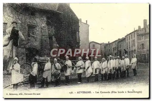 REPRO Auvergne Les Cornards Fete locale a sauxillanges Folklore