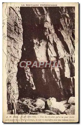 Cartes postales Cap Frehel Une Des Grottes