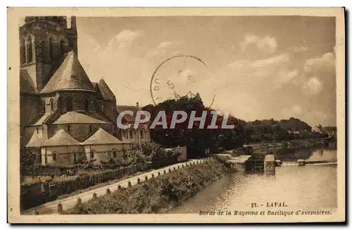 Cartes postales Laval Bords de la Mayenne et Basilique d'Avesnieres