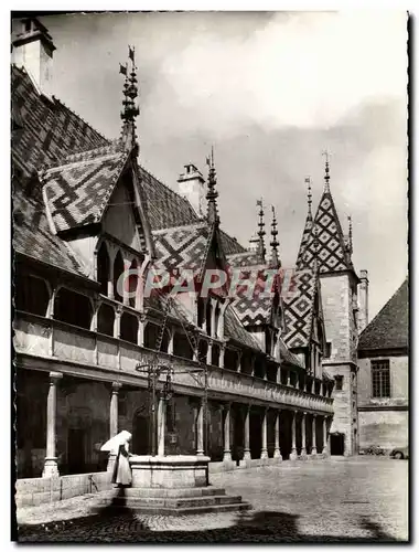 Moderne Karte Beaune Hotel Dieu cour d&#39honneur