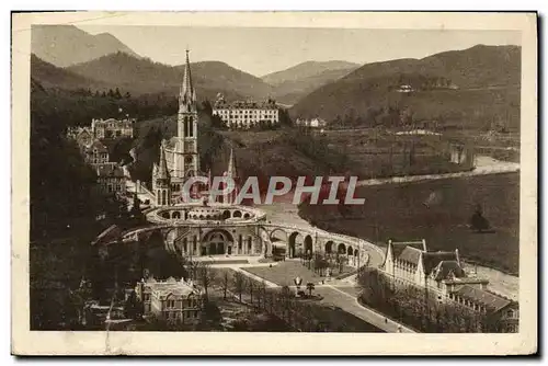 Cartes postales Lourdes La Basilique Vue Du Chateau Fort