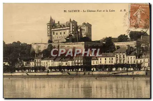 Cartes postales Saumur Le Chateau Fort et la Loire