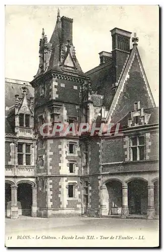 Ansichtskarte AK Blois Le Chateau Facade Louis XII Tour de l&#39escalier