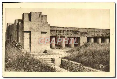 Ansichtskarte AK Monument de la Tranchee des Baionnettes Douaumont Militaria